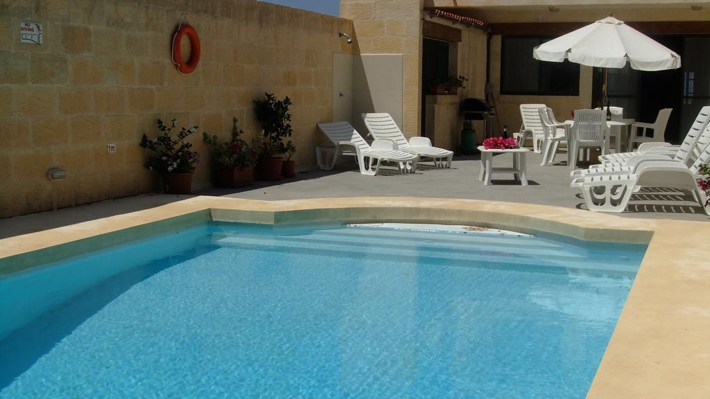 Casa Sammy Βίλα Qawra Δωμάτιο φωτογραφία